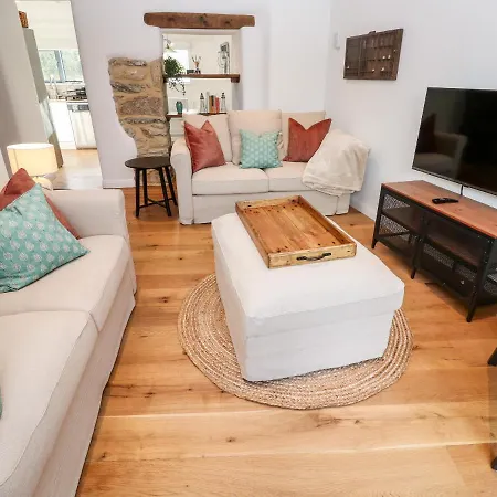 Holiday home Carines Barns - Pen *