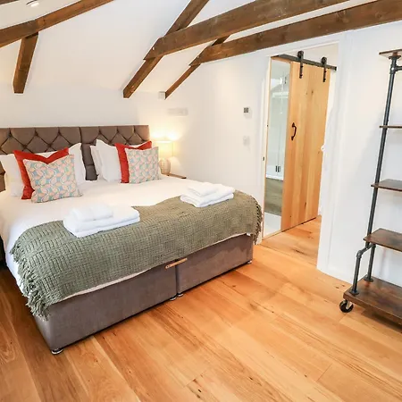Carines Barns - Pen Holiday home *